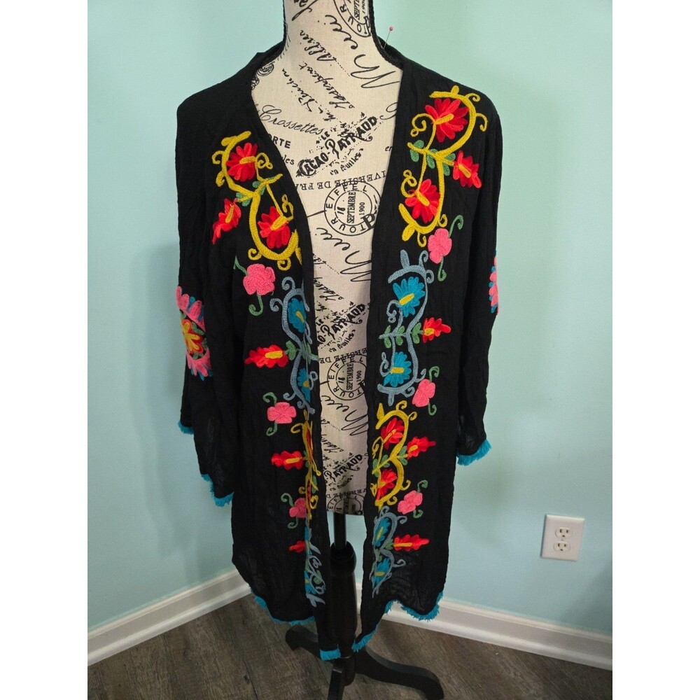 South main cardigan extra large embroidered black new with tags